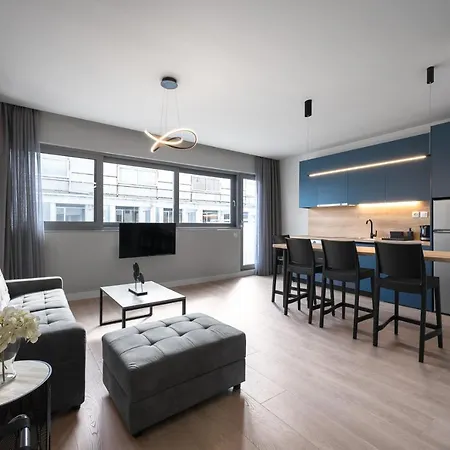 Lux Locals 1 By Luxlikehome شقة